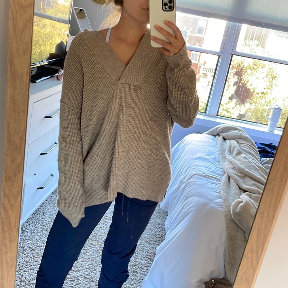 Aerie XS oversized hoodie sweater